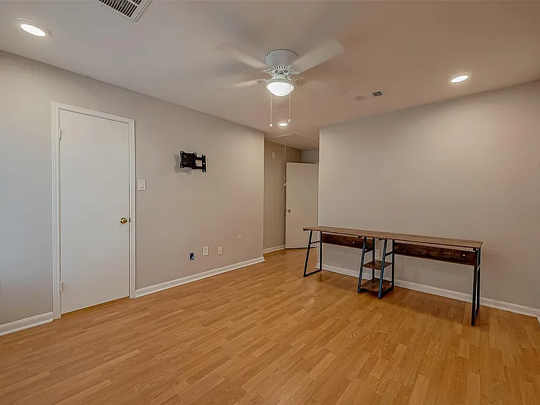 7497 Brompton St #7497 — Photo 14