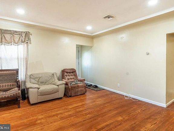 5th image of 510 Lafayette Ave