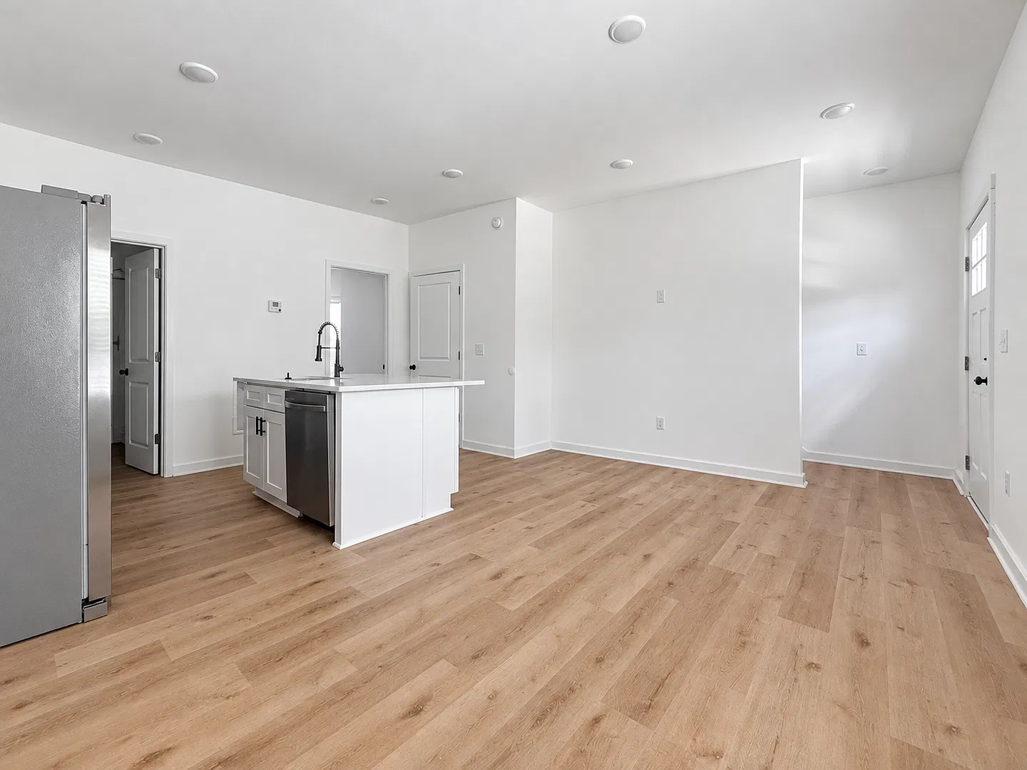 59 E 5th Street — Photo 3