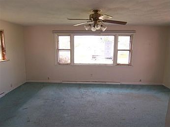 4th image of 4154 Farnham Ave