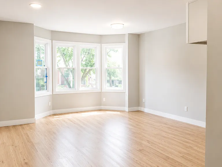 179 S 7th St #2B — Photo 4