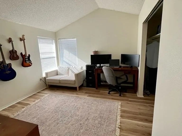 3431 Shenandoah Pl — Photo 17