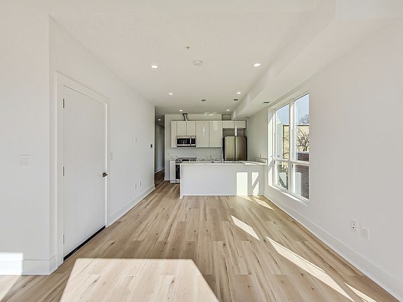 3rd image of 4234 Benning Rd NE #8A