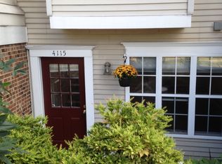 4115 Dawn Valley Ct #70F, Chantilly, VA 20151