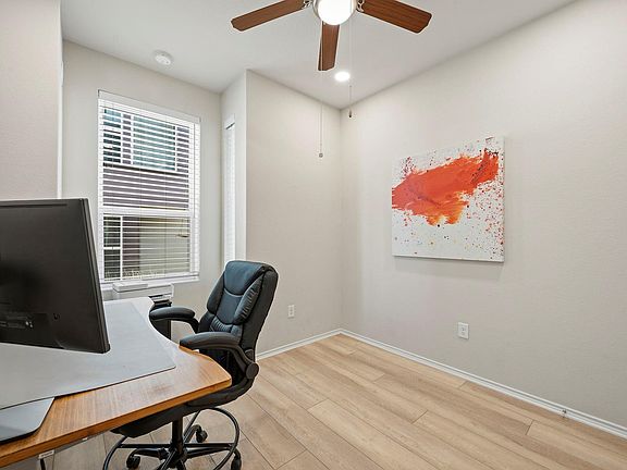 5th image of 4323 Stromquist St