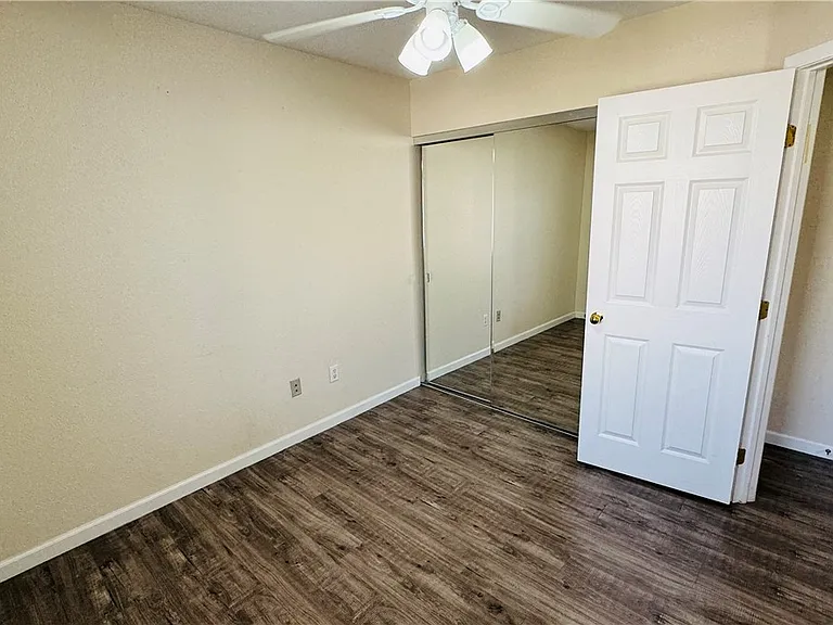 2713 Good Fellows St — Photo 28