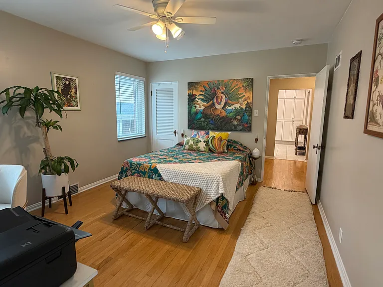 Second bedroom or office