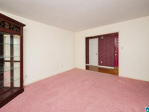 3rd image of 345 Orchid Ln