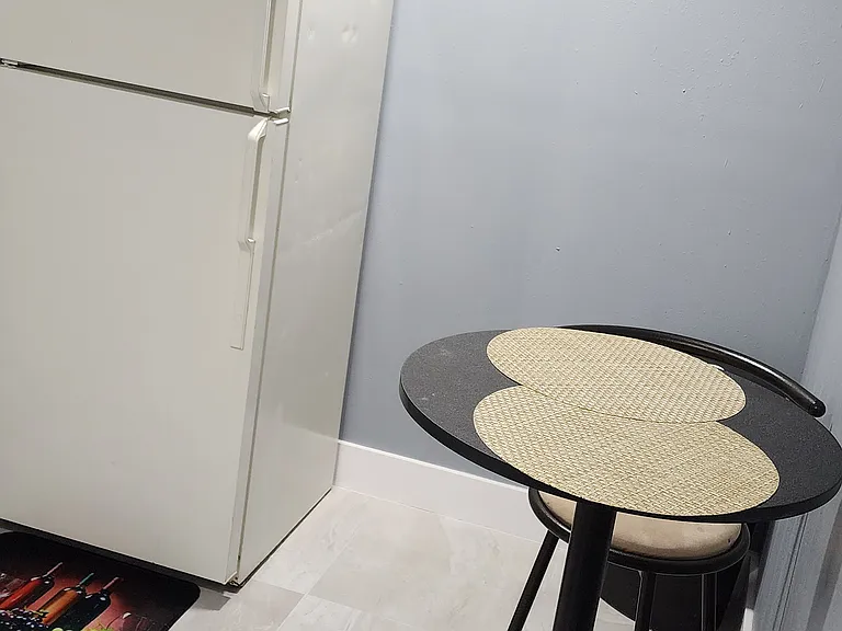7915 Croton Ave #2 — Photo 8