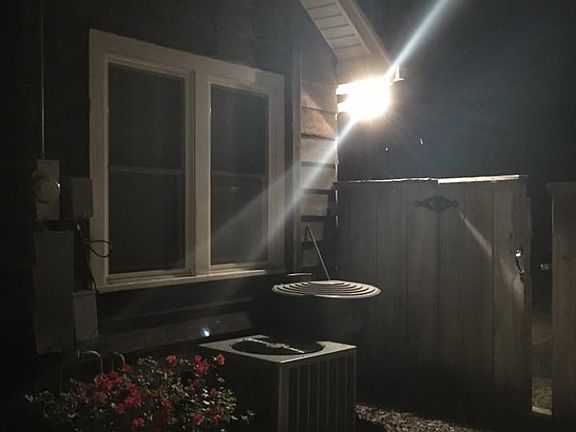 5th image of 913 S Washington Ave
