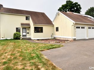 1 Meadow Court #1, Simsbury, CT 06070