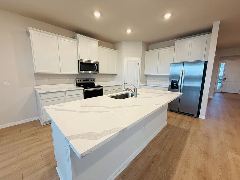11937 Kingsley Trl — Photo 14