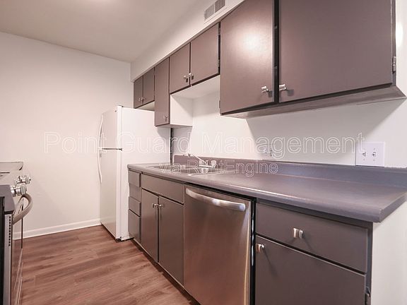 4th image of 2708 N 75th St #23