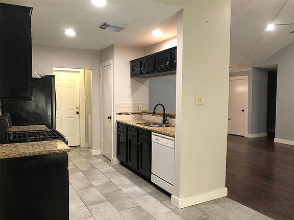 3rd image of 3835 Kitchen Hill Ln