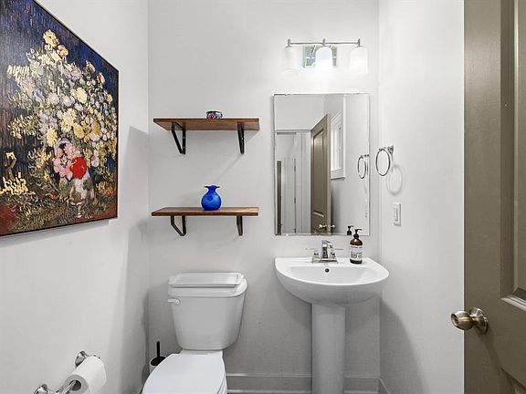 4th image of 2275 Flowerette Ct