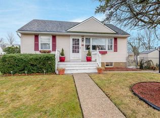 15 Nolan Rd, Allentown, NJ 08501