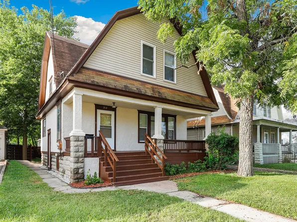 212 4th Ave, Joliet, IL 60433