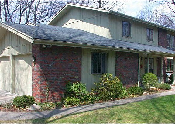 2nd image of 8494 Warbler Dr