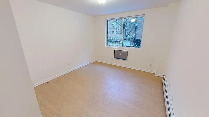 Rented by Metro Garden Realty NYC | media 3