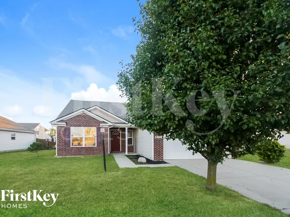 5602 Wild Horse Dr, Indianapolis, IN 46239