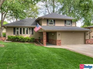 13448 Cryer Ave, Omaha, NE 68144