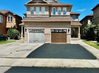 5889 Stonebriar Cres, Mississauga, ON L5V 2T7