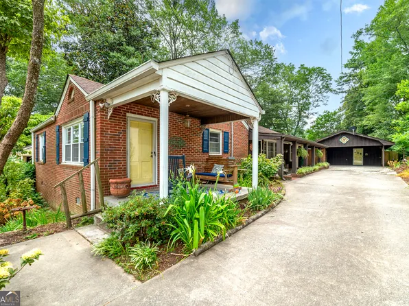 819 Dennis Dr, Forest Park, GA 30297
