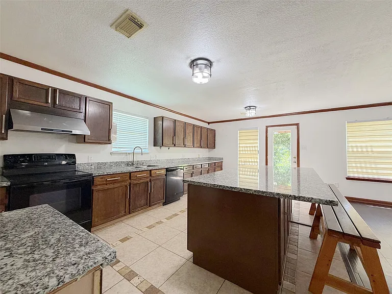 4707 Meadowthorn Ct — Photo 5