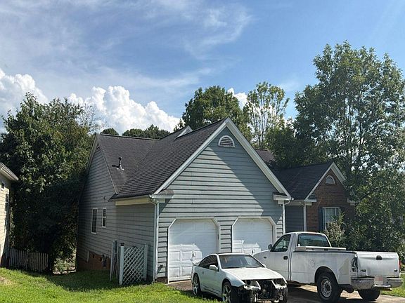3rd image of 11100 Clayford Rdg