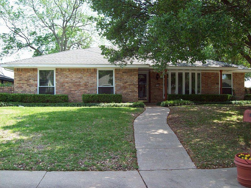 1st image of 1114 Briarbrook Dr