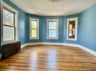 13 Mott St #2, Worcester, MA 01604