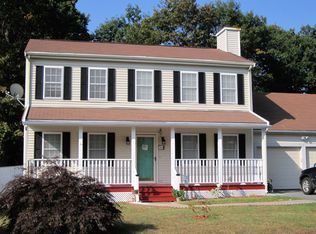 56 Santoro Rd, Worcester, MA 01606