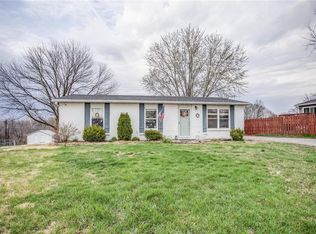 17700 Camaro Dr, Brighton, IL 62012