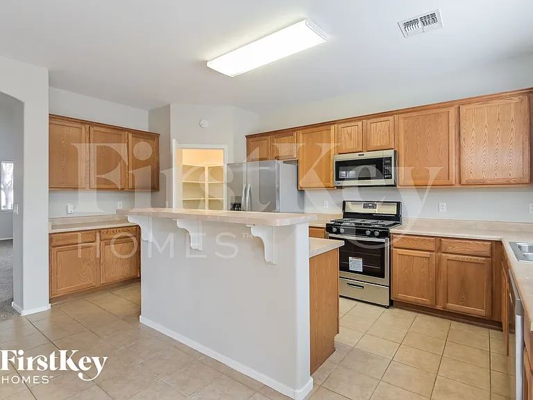 10616 S Lucius Dr — Photo 4