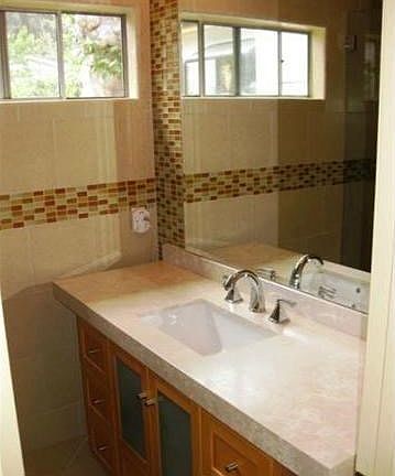 2nd image of 21919 Galvez St