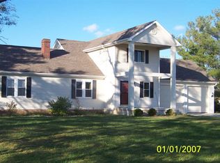 21909 Ward Rd, Woodburn, IN 46797