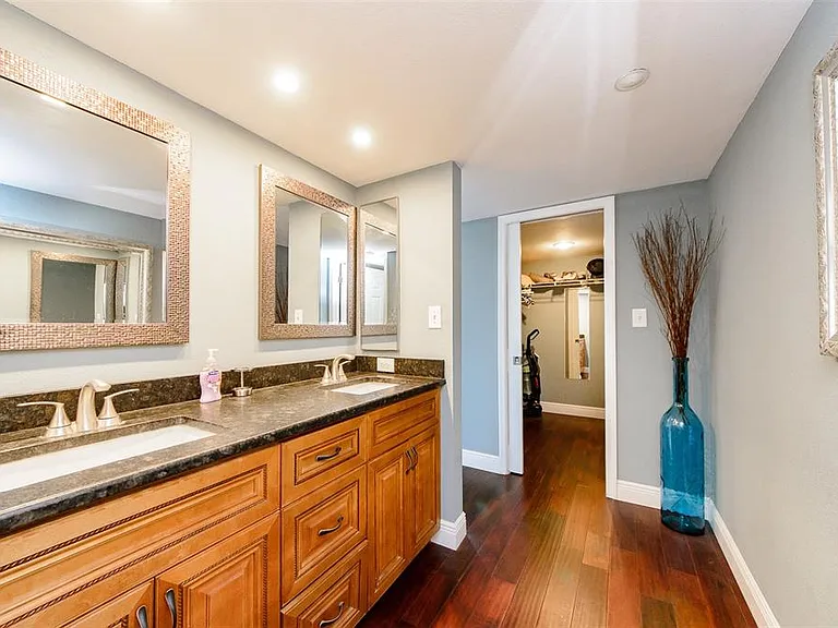 1250 Gulf Blvd #703 — Photo 18