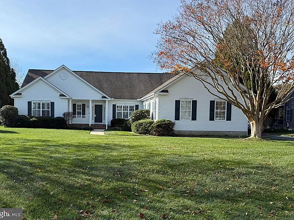3rd image of 29041 Winding River Ct