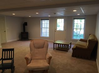 18 Connemara Dr, Chichester, NH 03258