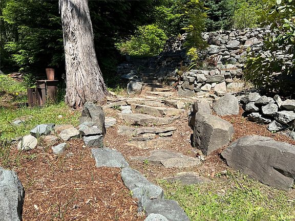 4th image of 181 F Hideaway Lane