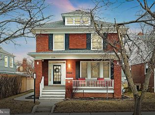 208 Meade Ave, Hanover, PA 17331