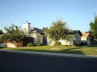 10018 Rain Check Dr, Bakersfield, CA