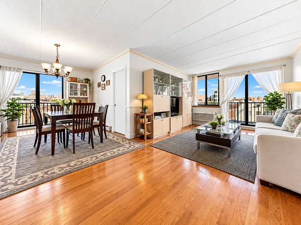 23-22 30th Rd APT 5A, Astoria, NY 11102