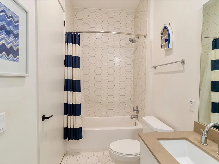 800 Embassy Dr #115 — Photo 13