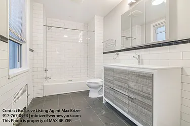 Rented by R New York