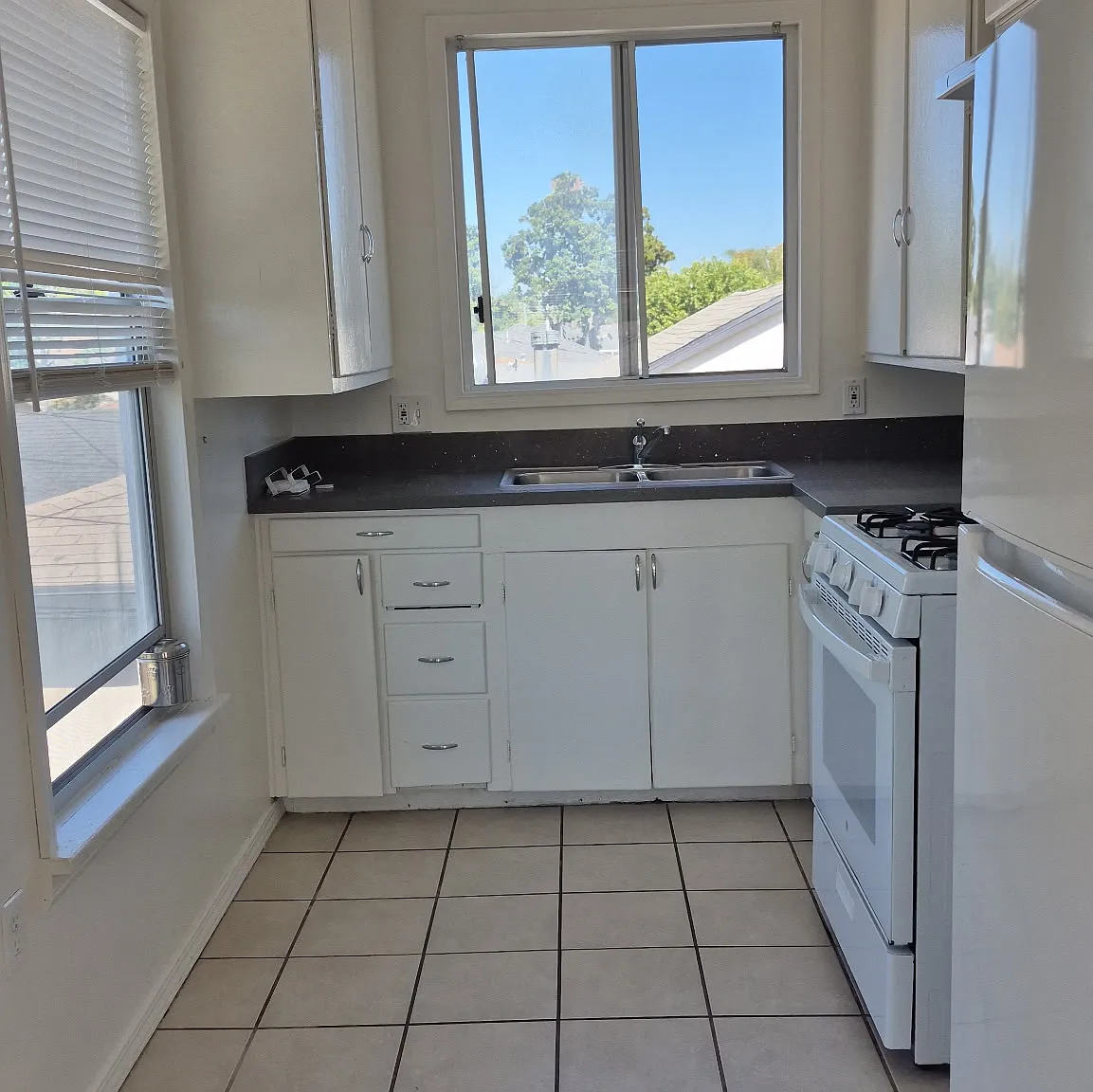 1 bed, 700 sqft, $2,095 — Photo 1