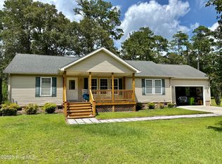 127 Blue Heron Dr, New Bern, NC 28560