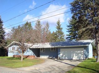 14 Ventura St, Lewiston, ME 04240