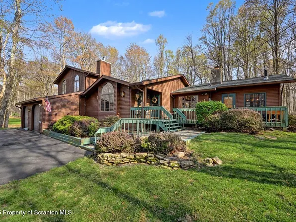 146 Eagles View Dr #X-2721, Gouldsboro, PA 18424