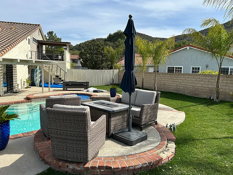 807 Chaparral Ct — Photo 18